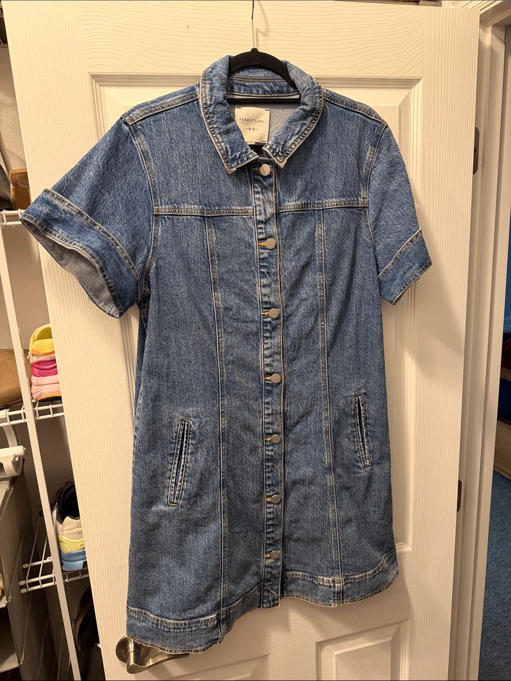 Short-Sleeve Denim Shirt Dress in Medium Blue